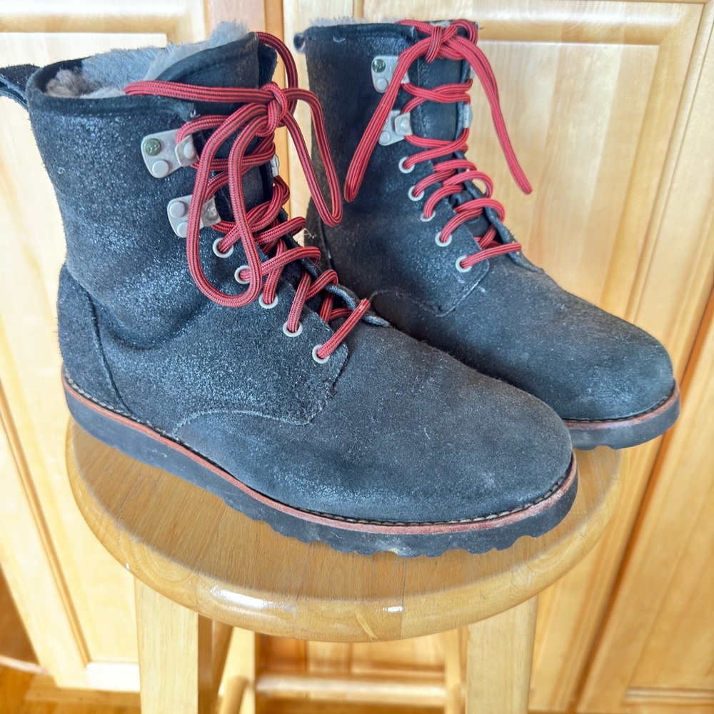 Ugg Hannen Black Suede/shearling combat Boots for men or women